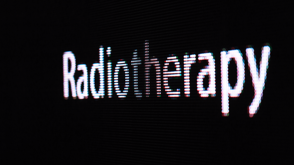 El Dr. Mariano Hernández habla sobre la radioterapia y la salud dental en Onda Cero