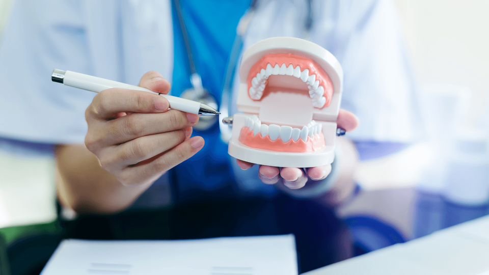 El Dr. Mariano Hernández en Onda Cero: higiene dental, sigue salvando vidas.